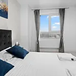 Minimalist & Grey Flat Lejlighed *
