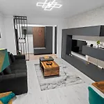 Lejlighed Minimalist & Grey Flat *