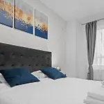 Minimalist & Grey Flat Lejlighed Bukarest