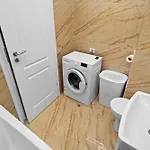 Minimalist & Grey Flat Bukarest