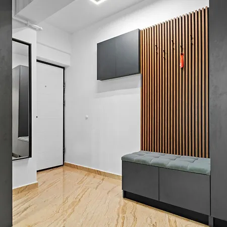 Minimalist & Grey Flat Lejlighed