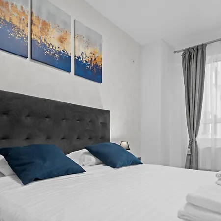 Minimalist & Grey Flat Apartamento Bucarest