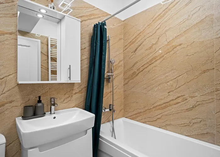 Minimalist & Grey Flat *