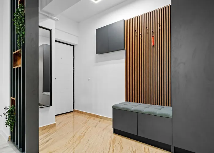 Minimalist & Grey Flat דירה